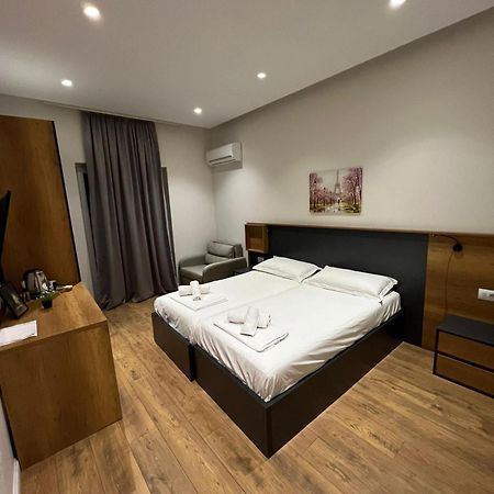 Urban Room 3 Tiranë Luaran gambar